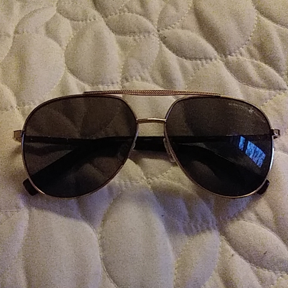 Beverly Hills Polo Club aviator sunglasses